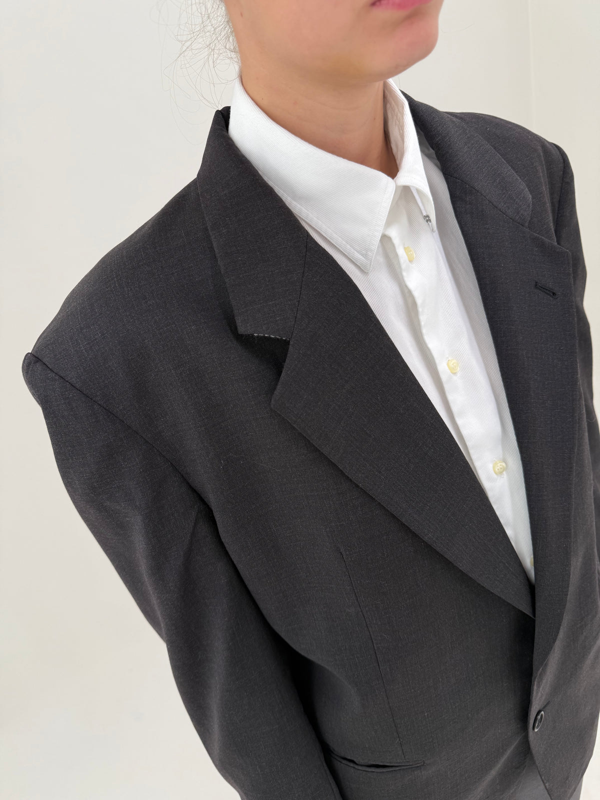 Sacou Loro Piana din lana super 100’s in croi actual charcoal gray