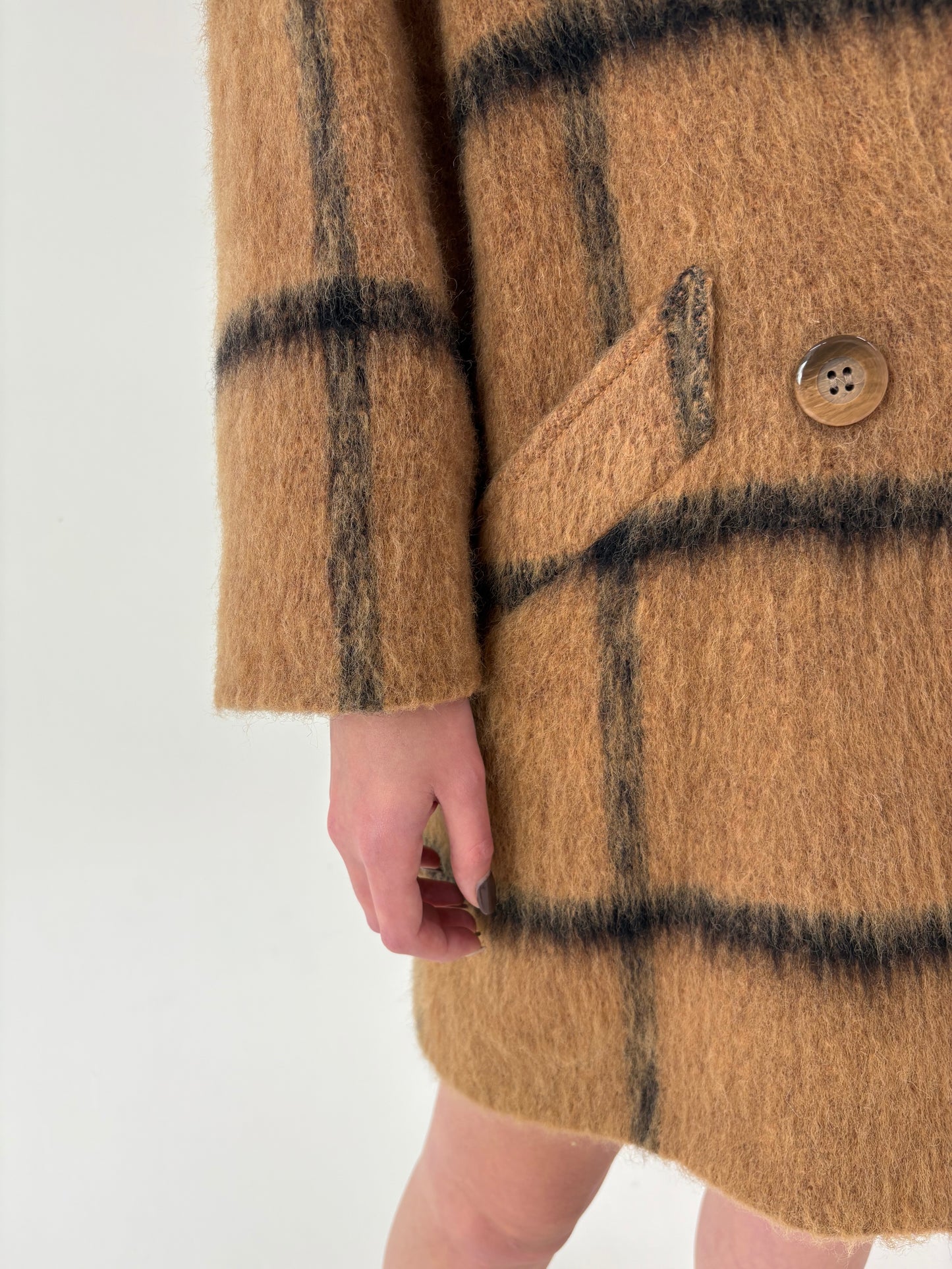 Palton camel italian din mohair si Lana cu închidere dublă