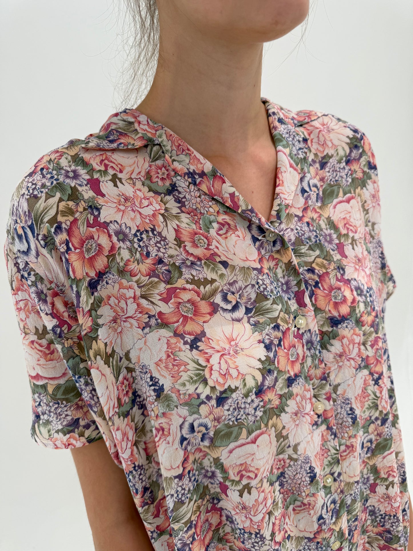 Cămașa cu print floral superb din Georgette de mătase naturală