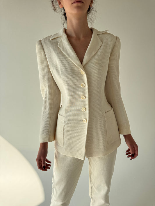 Sacou luxury italian cambrat butter white din stofita gofrată de la zi la seară