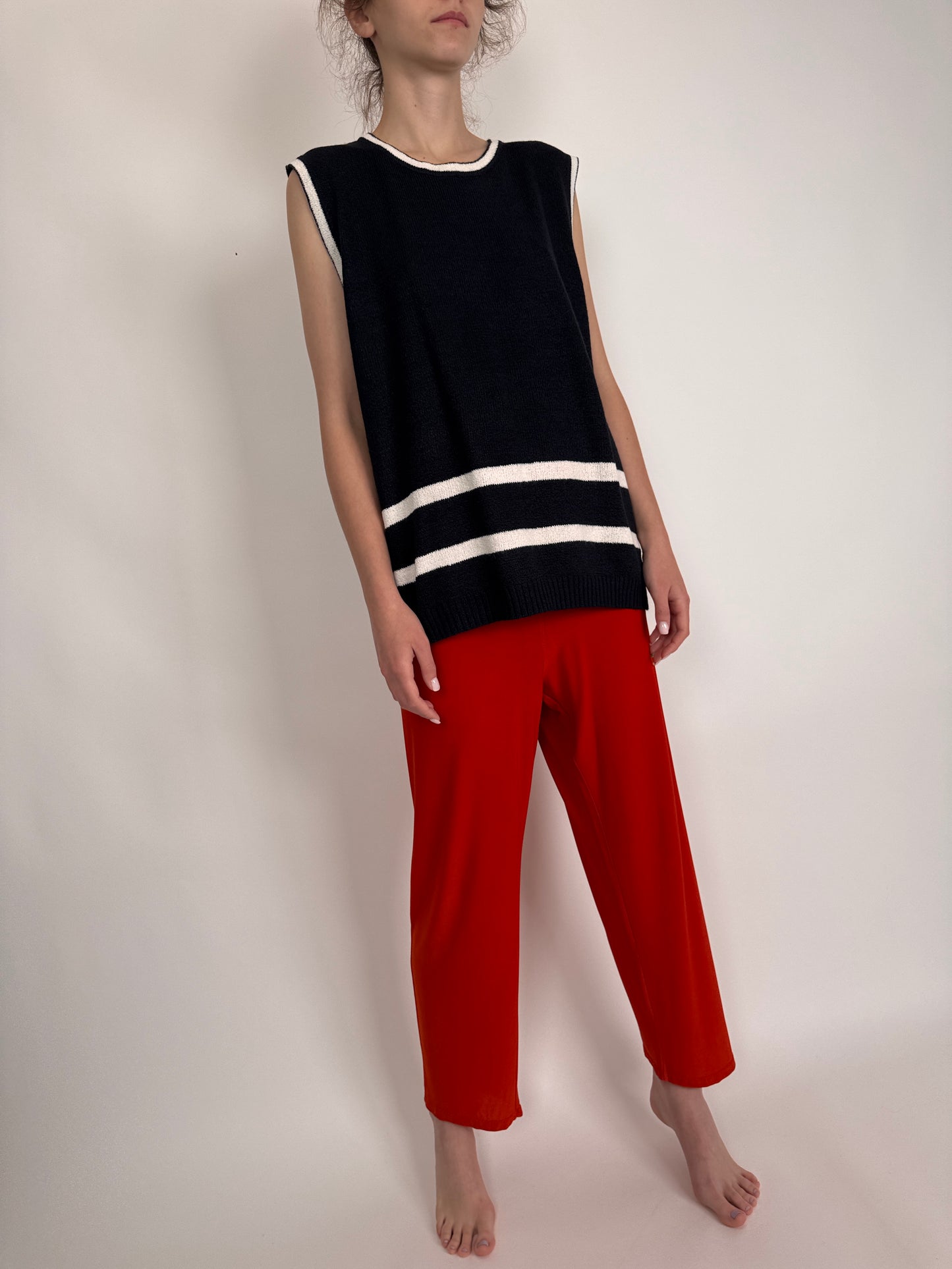 Pantaloni cherry red cu talie ultra înaltă elastică