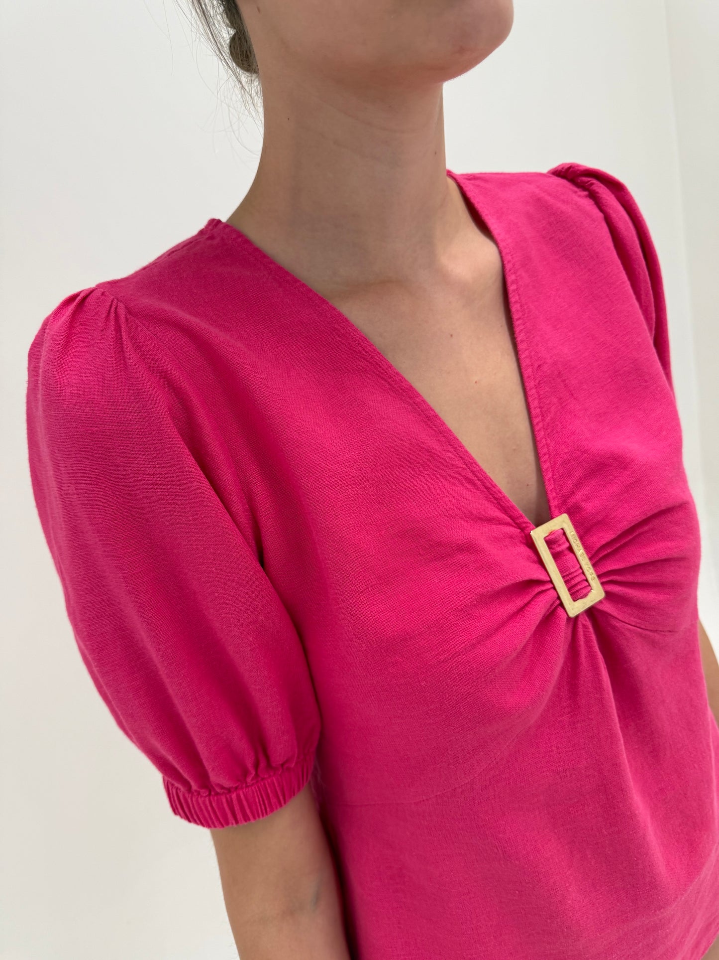 Top luxury Michael Kors din pânză cu feronerie aurie și umeri bufanți