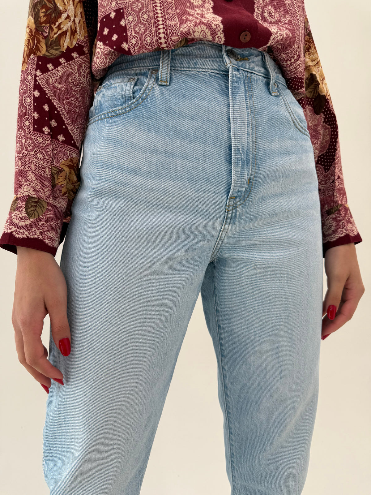 Jeans Levi’s premium petite High Loose Taper cu talie ultra înaltă mom fit