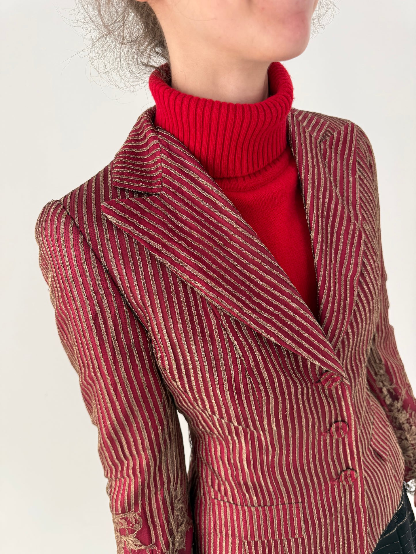 Sacou ultra luxury prețios Talbot Runhof cu bază de mătase și dantelă chantily