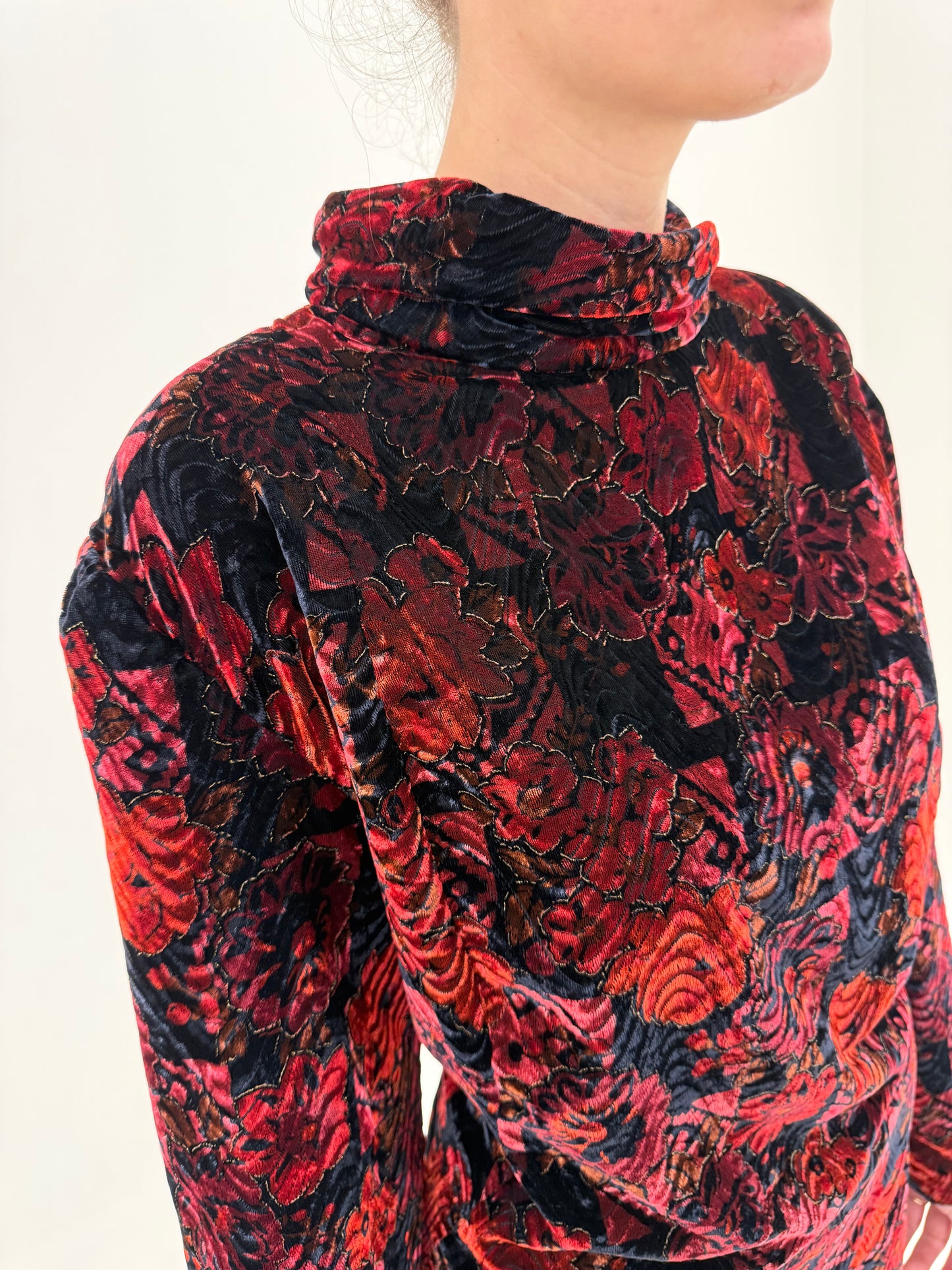 Rochie vintage de la business la cocktail din catifea texturată în culori superbe