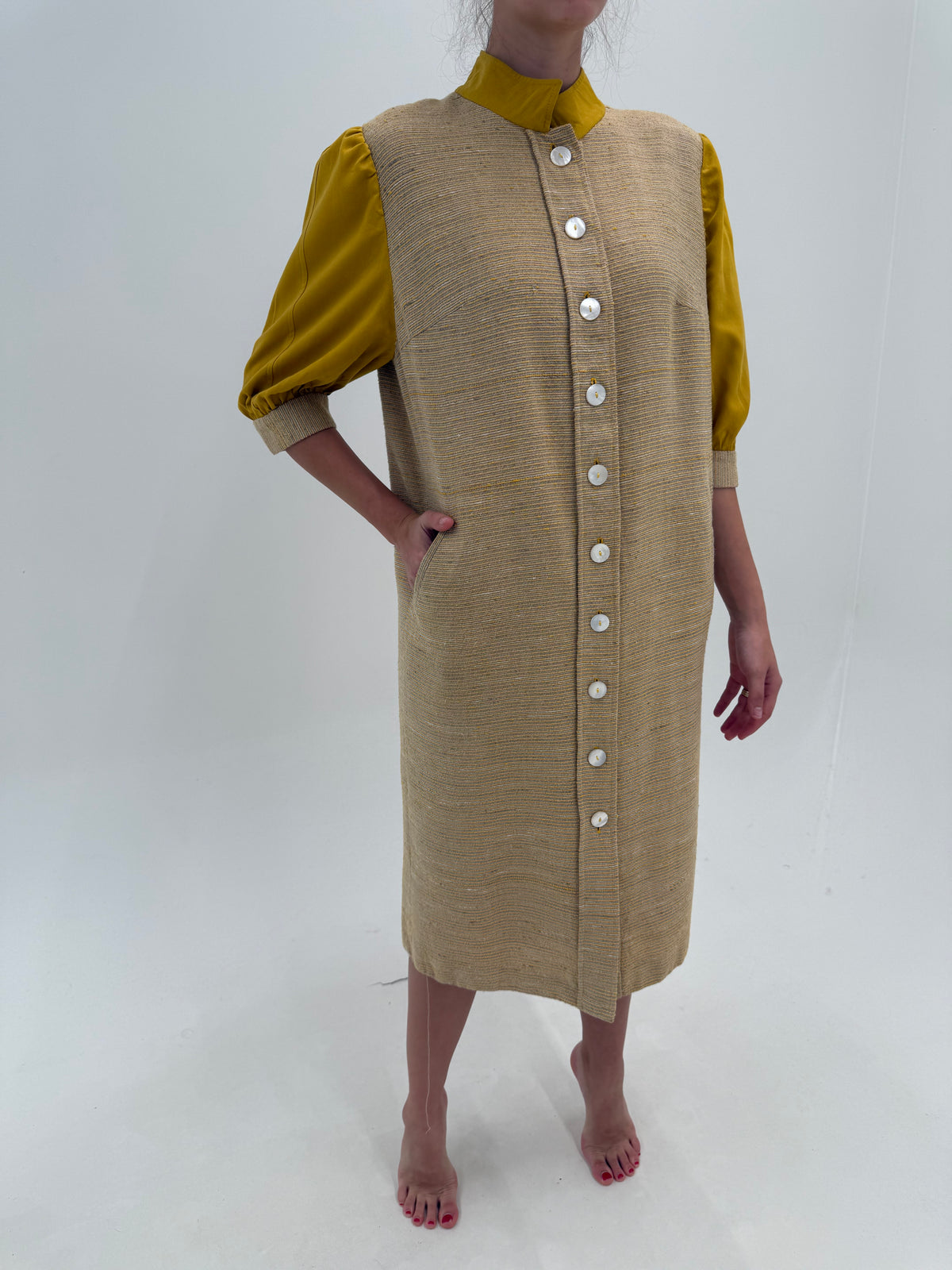 Rochie vintage din tweed camel de lana cu mâneci din bumbac și buzunare