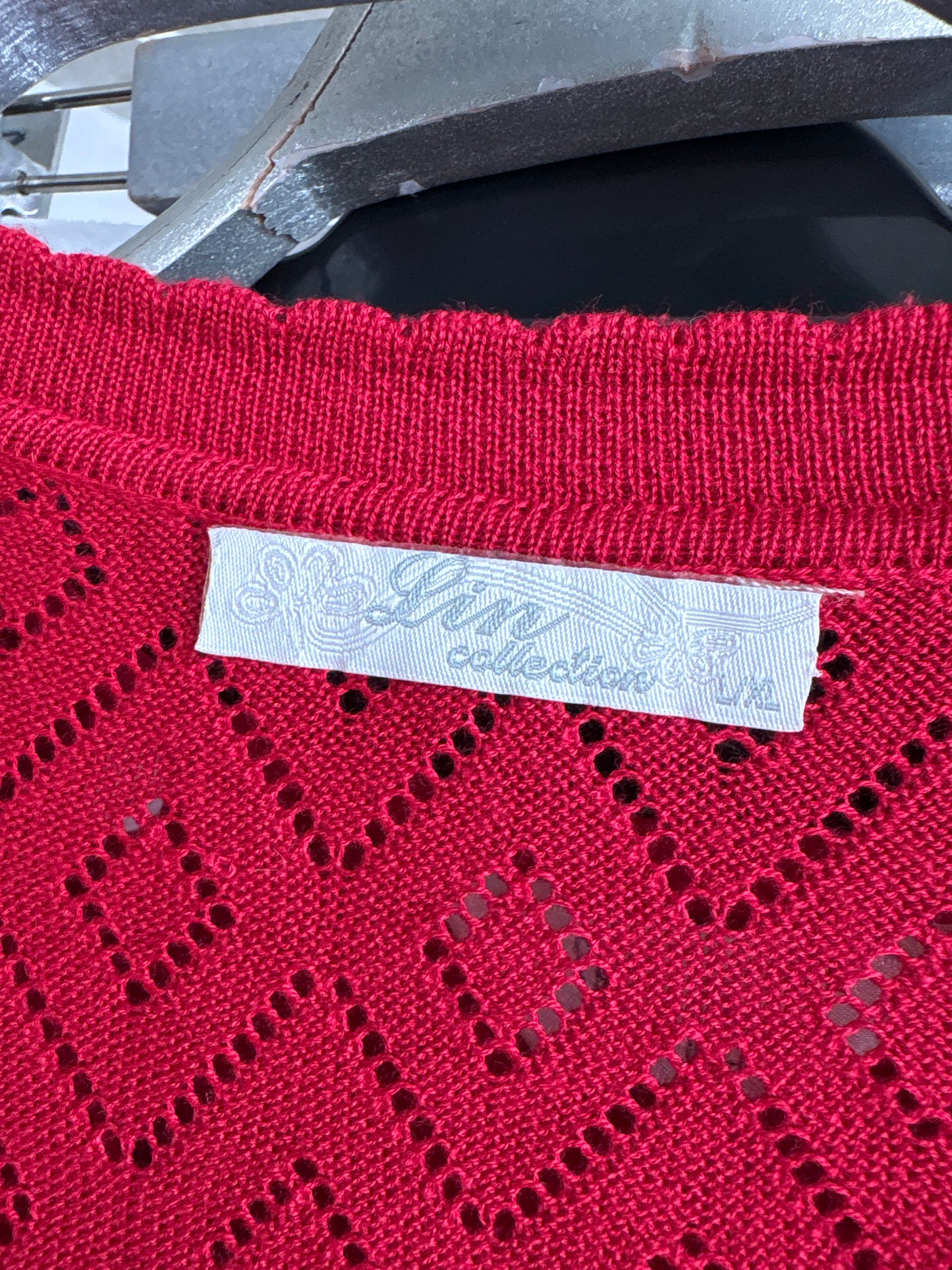 Cardigan dantelat tip macrame ruby red din bumbac și vascoza
