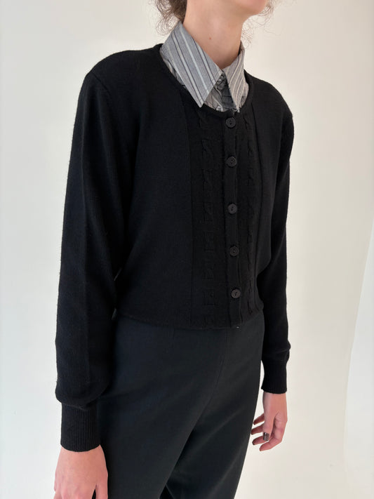 Cardigan negru din lana merino extrafina de gramaj mare cu torsade