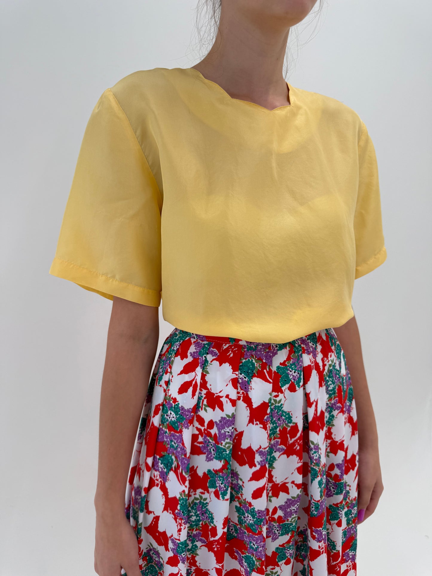 Top butter yellow din mătase naturală