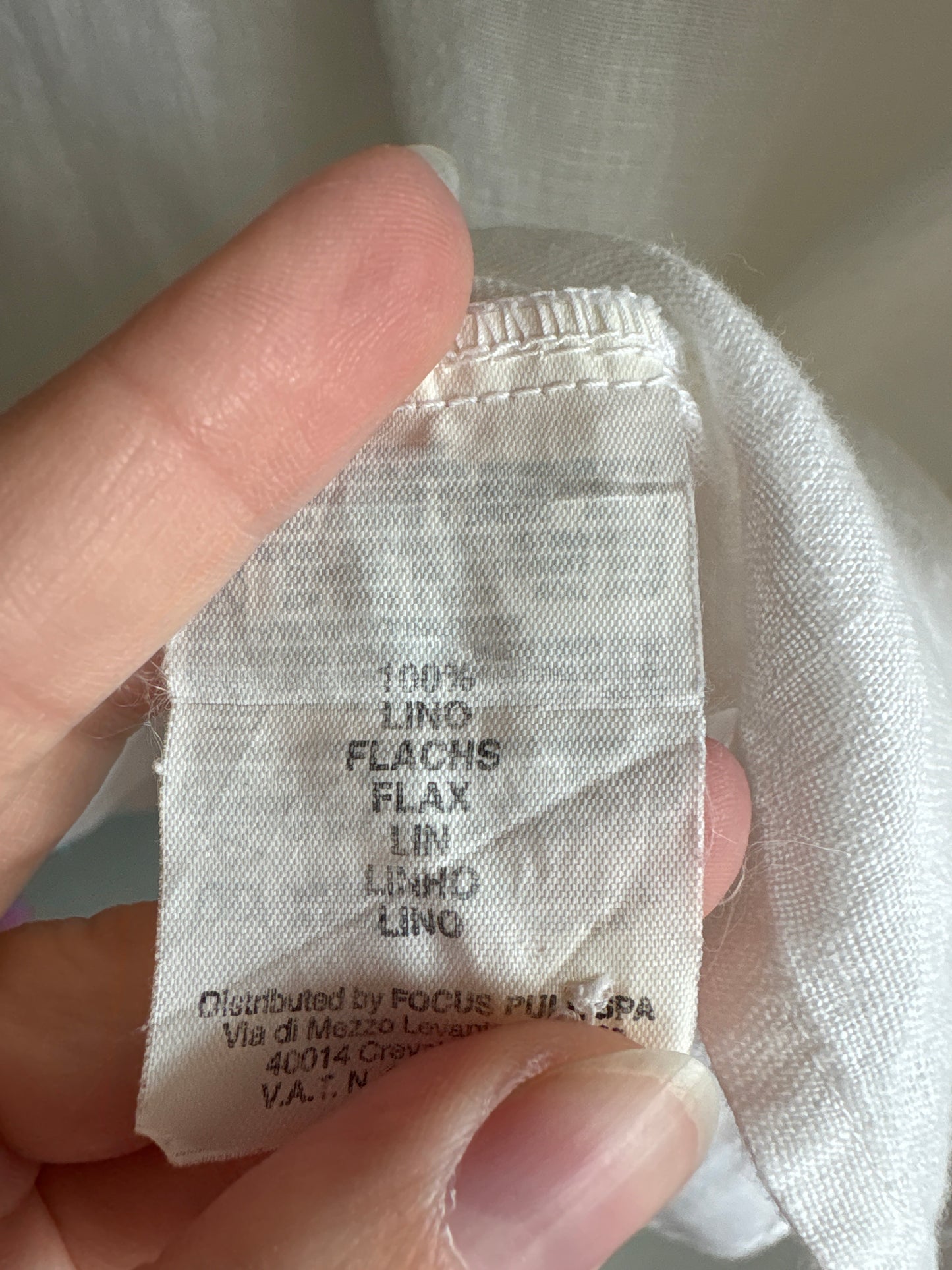 Tunica de brand premium Marciano by Guess cu broderie delicată din in excepțional