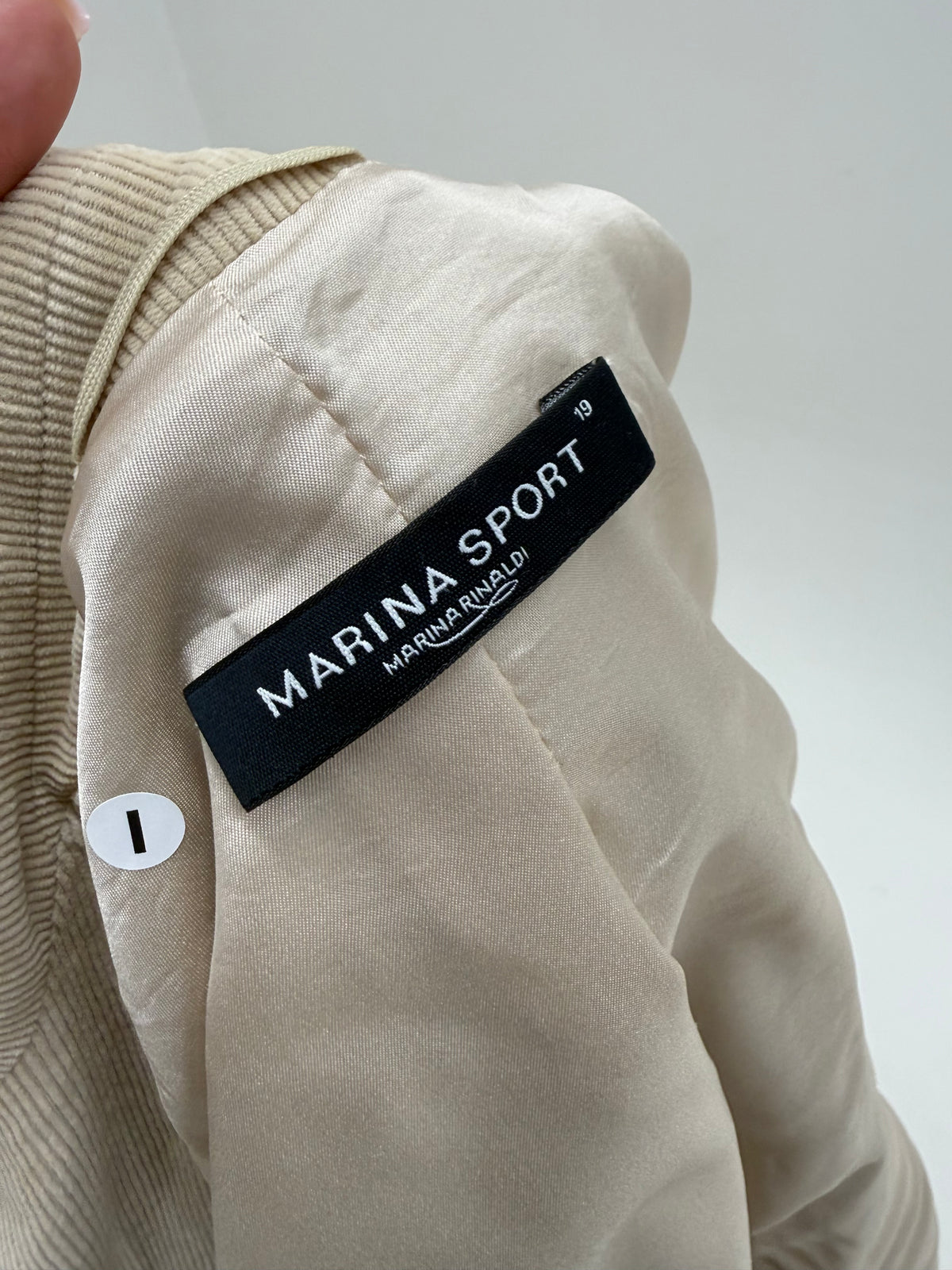 Sacou de brand luxury Marina Rinaldi din catifea light camel raiata de bumbac plin