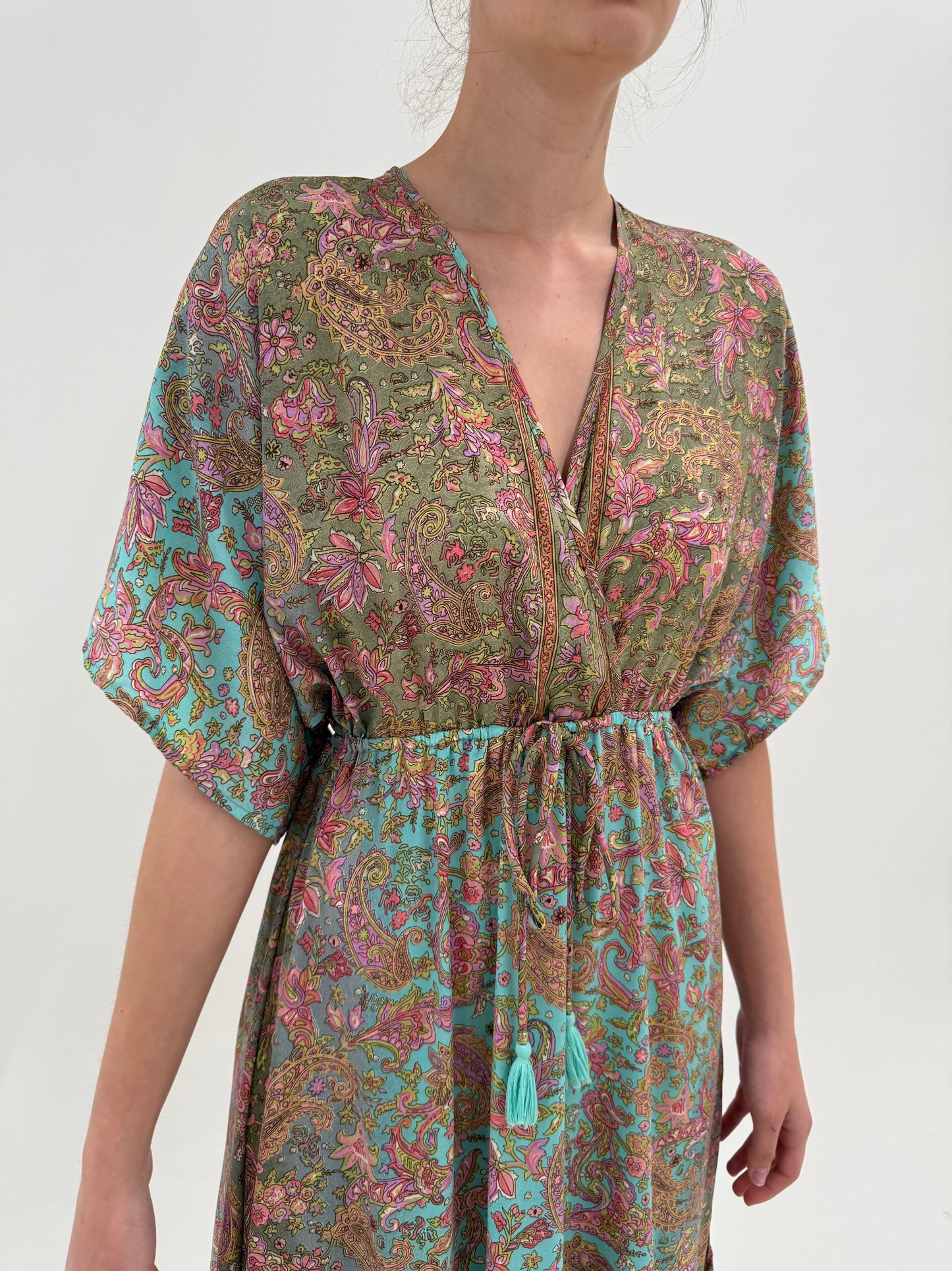 Rochie maxi boho chic cu talie reglabilă din 70% mătase naturală