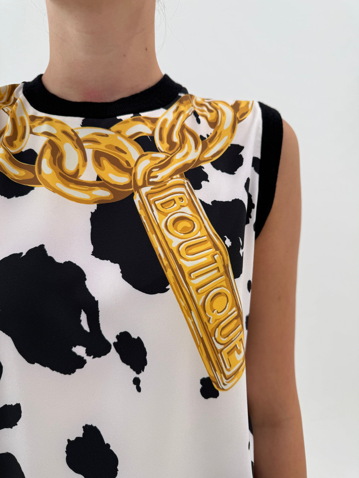 Top Moschino Chain Print Knit anul 2015 Pre-fall din lana cu print specific brandului