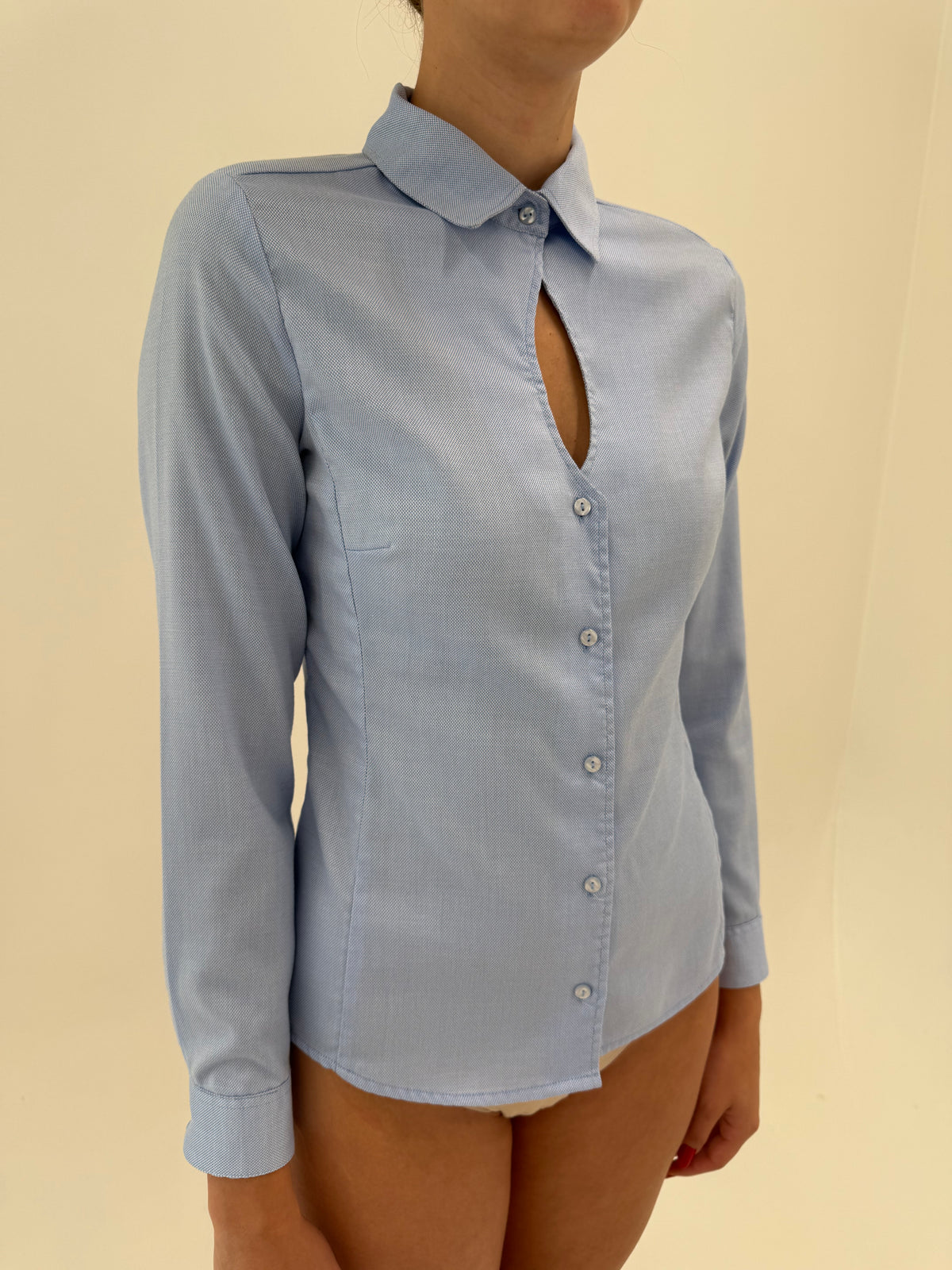 Cămașa Nara Camicie baby Blue din jacquard excepțional de bumbac în croi chic