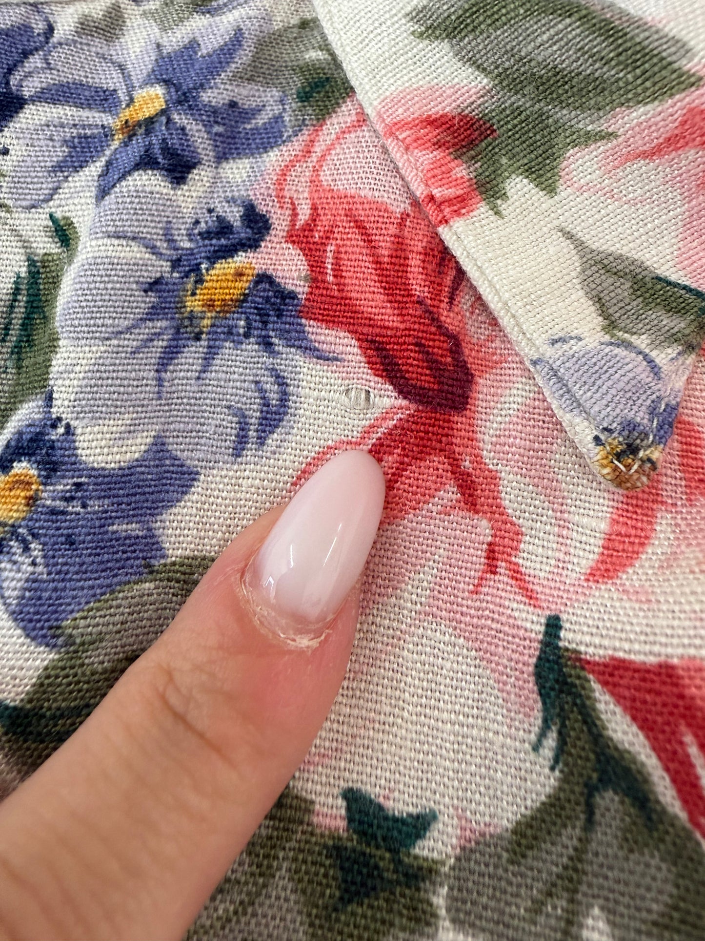 Cămașa vintage din pânză cu print floral superb