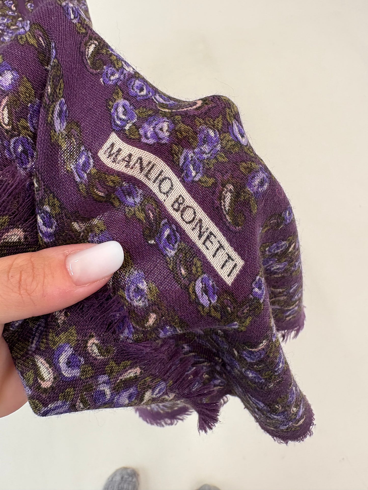 Eșarfă XXXL din lana excepțională în nuanțe superbe de lavandă