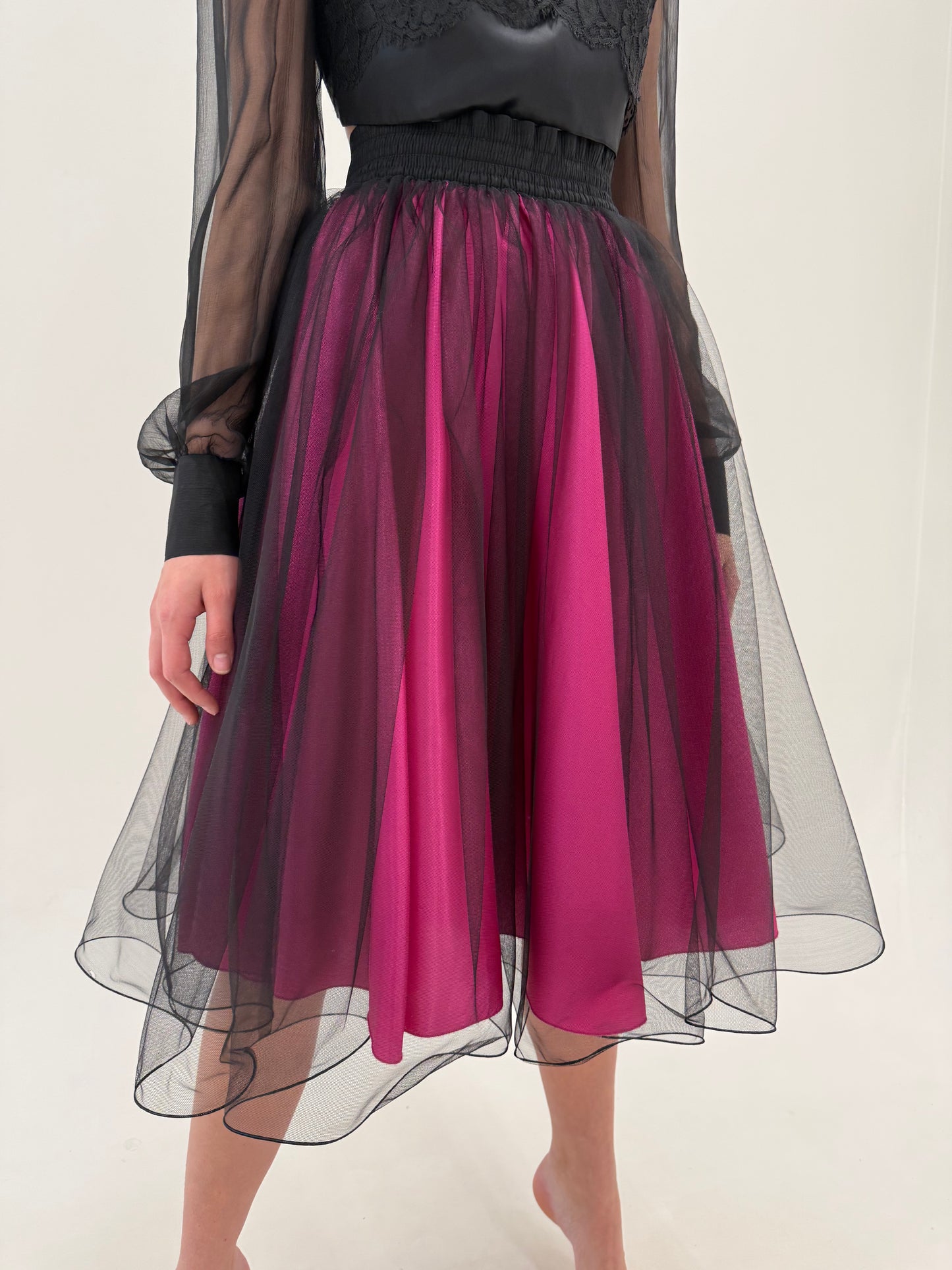 Fustă vintage de seară spectaculoasă cu interior fucsia și exterior din tulle moale