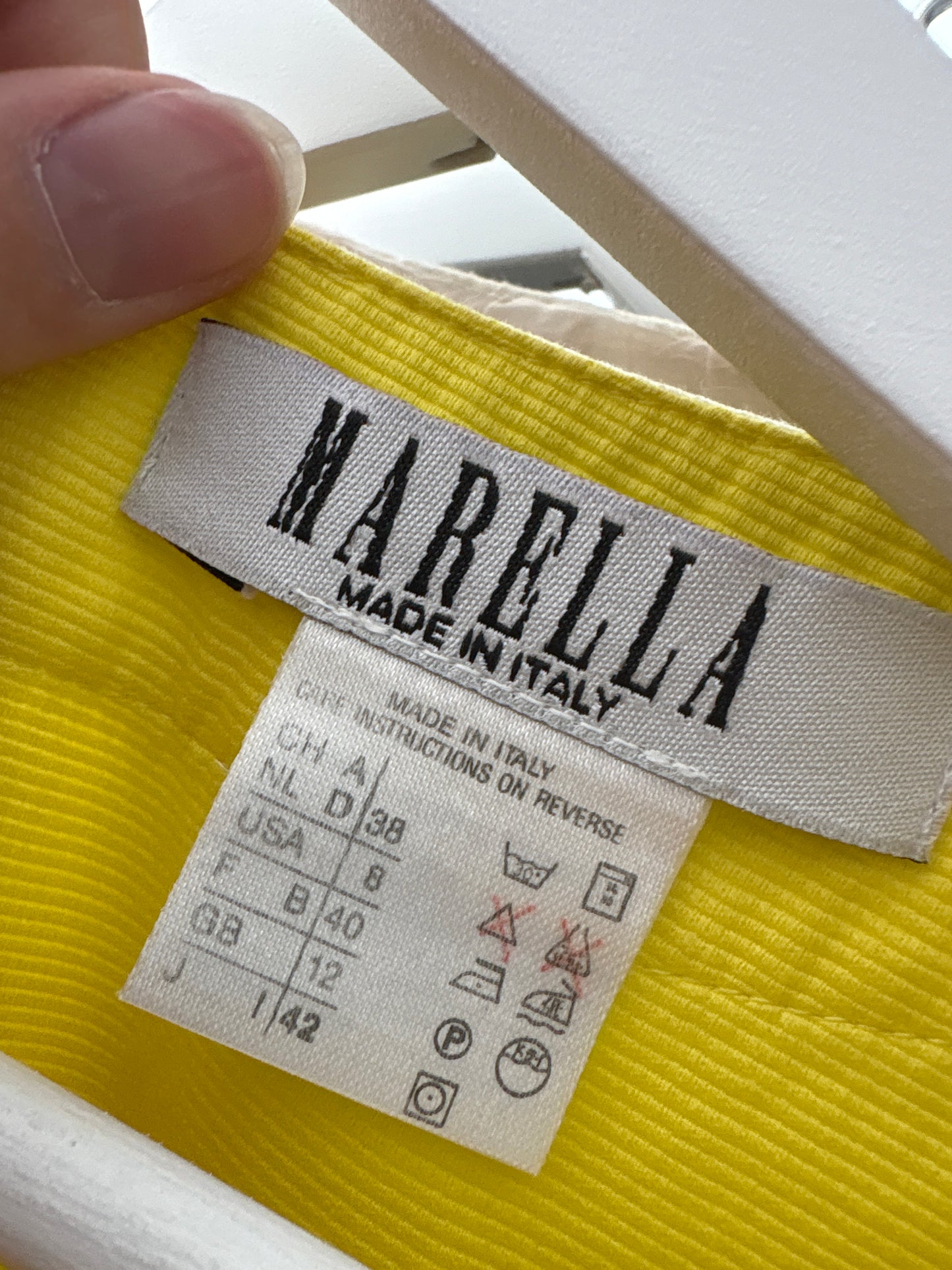 Rochie Marella by Max Mara în croi cambrat din faille de bumbac electric  yellow