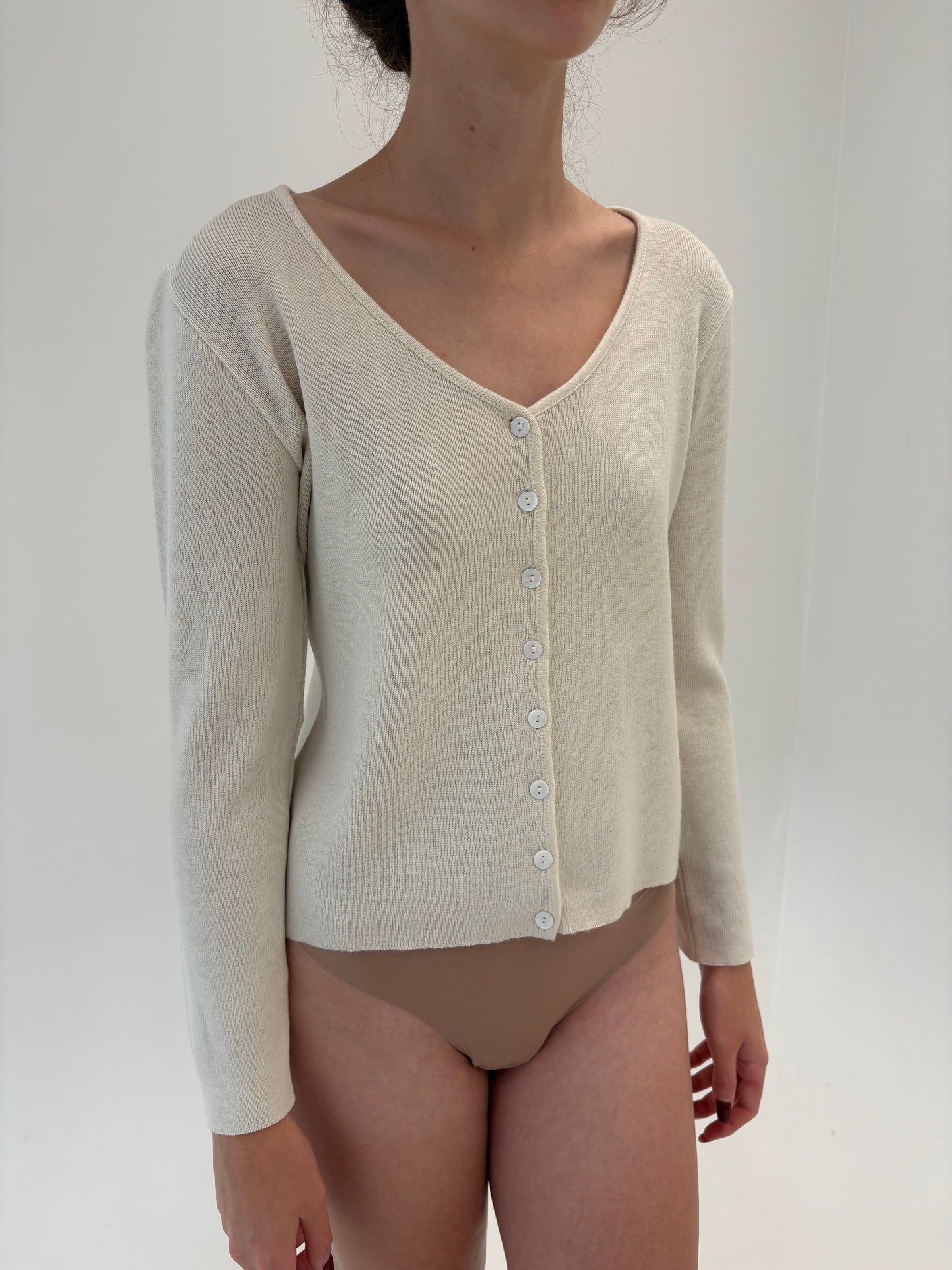Cardigan italian din lana merino extrafina de gramaj mare