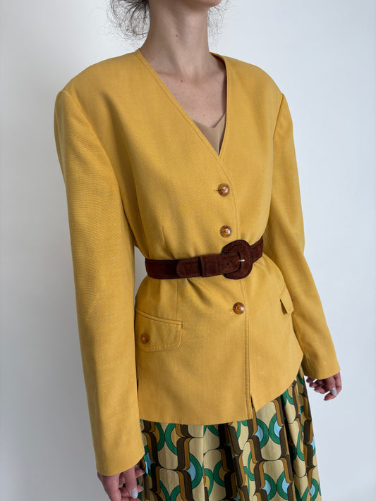 Sacou mustard yellow din pânză în croi minimalist ușor cambrat