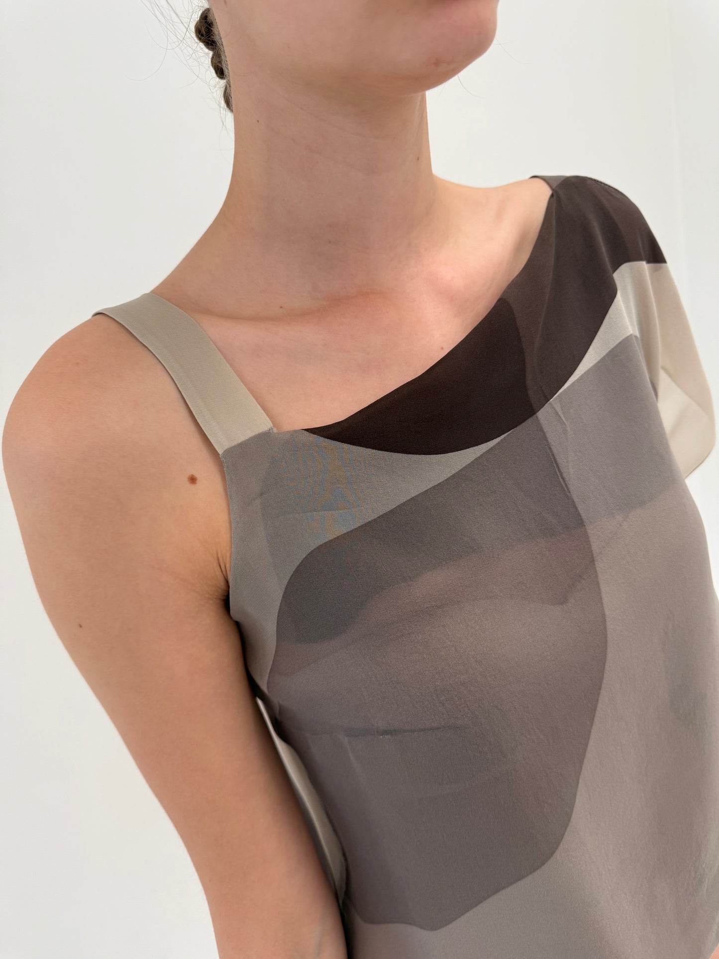 Top Max Mara ultra chic din mătase naturală sheer în culori neutre