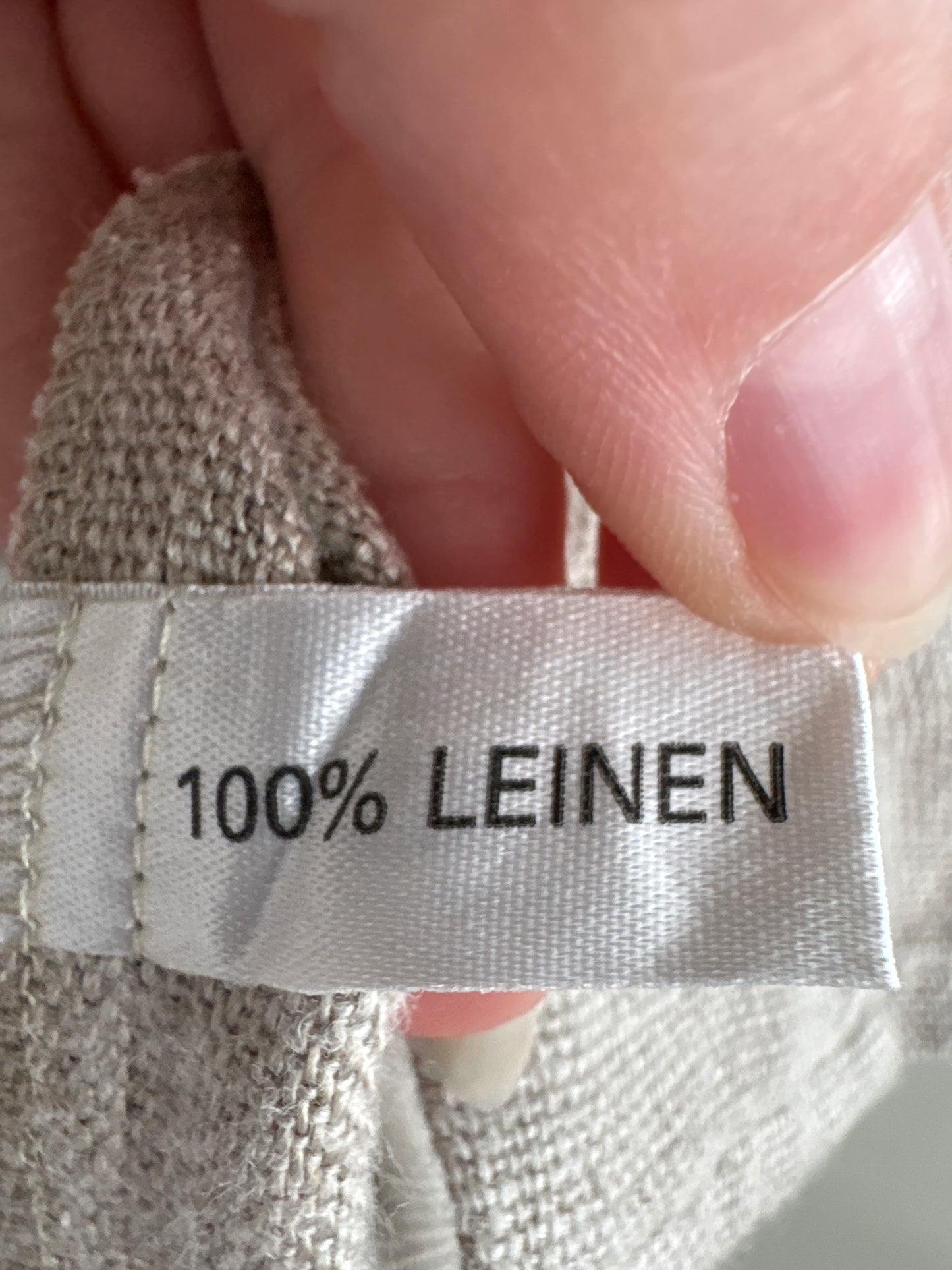 Cămașa vintage din pânză grea de in cu macrame lucrat manual