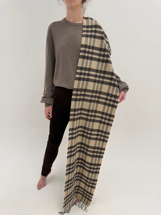 Fular XL în carouri nude și chocolate brown din lana extrafina și cașmir