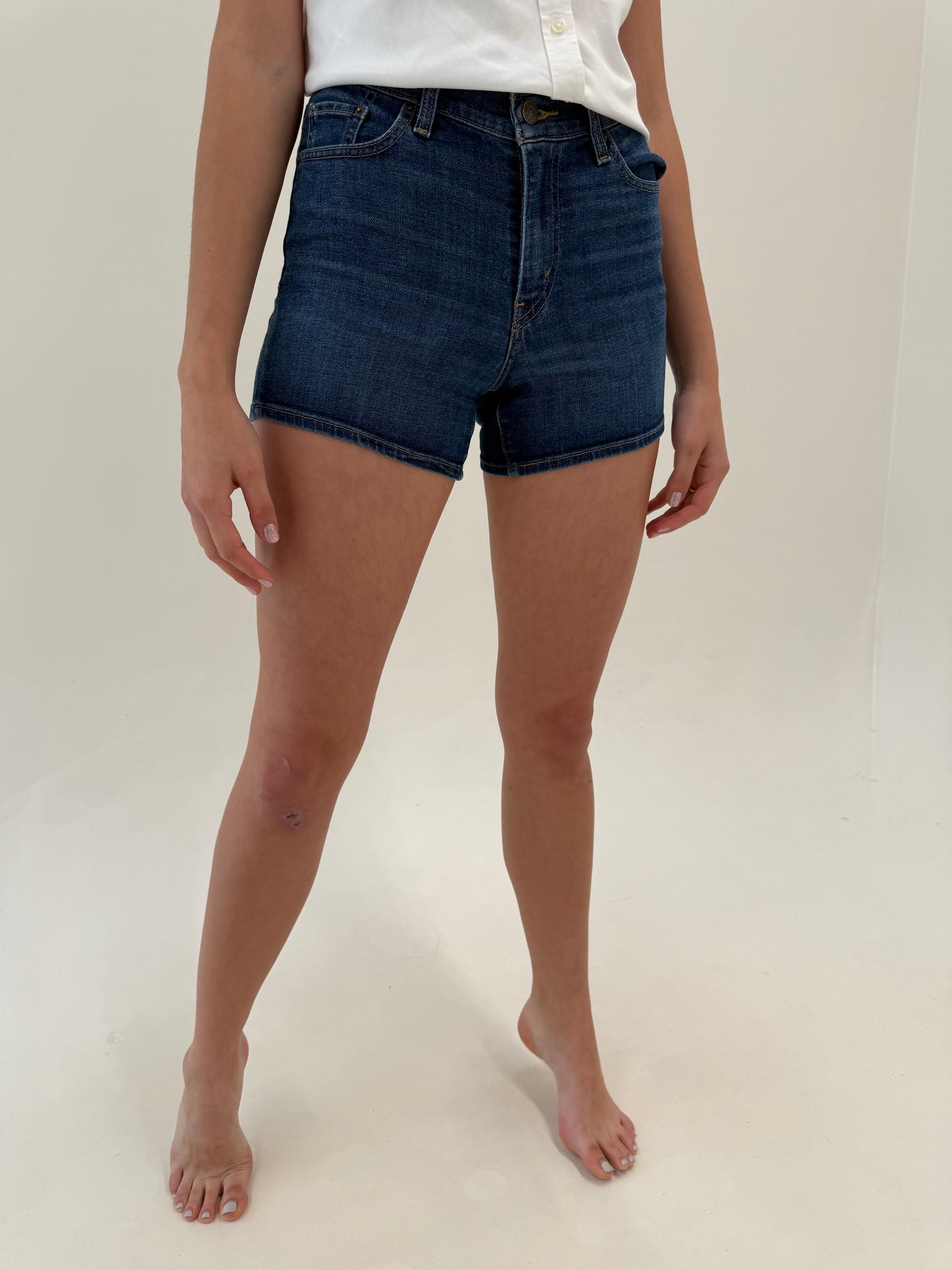Jeans Levi’s dark wash ultra confort modelatori