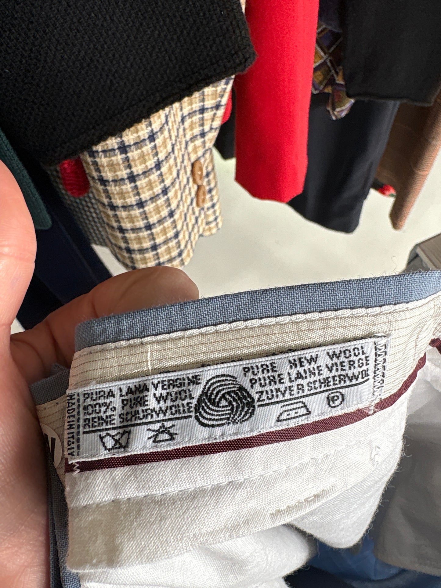 Pantaloni albastru ciel din lana extrafina pura certificată
