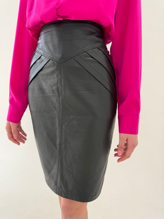 Fustă luxury Pierre Cardin în croi excepțional din piele naturală nappa  mănușă