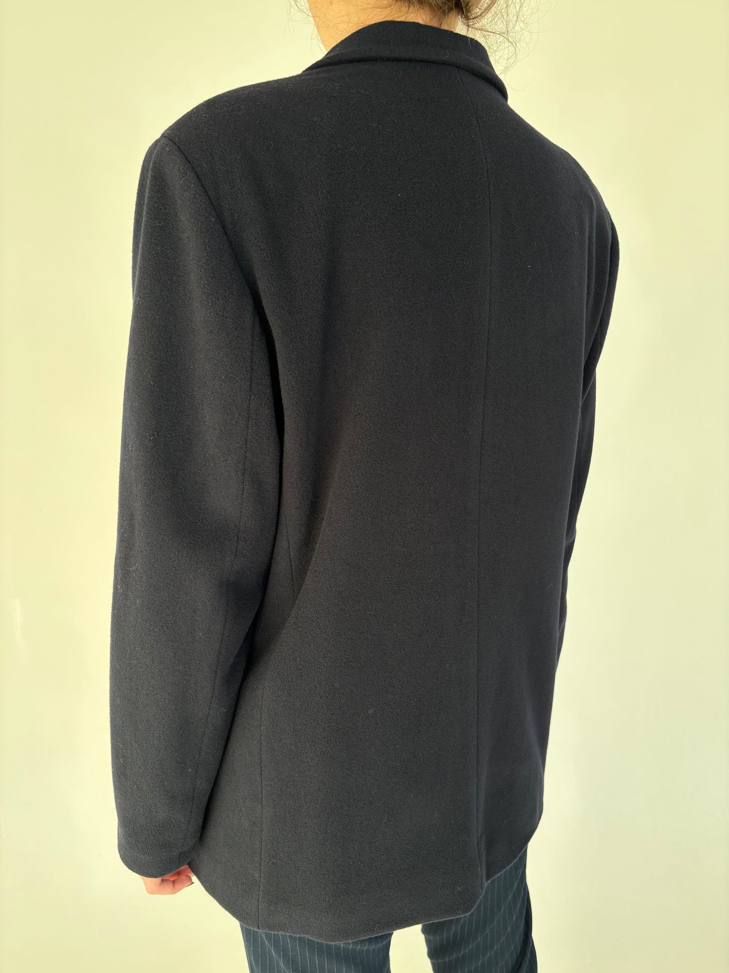 Sacou Navy și lana extrafina în croi actual