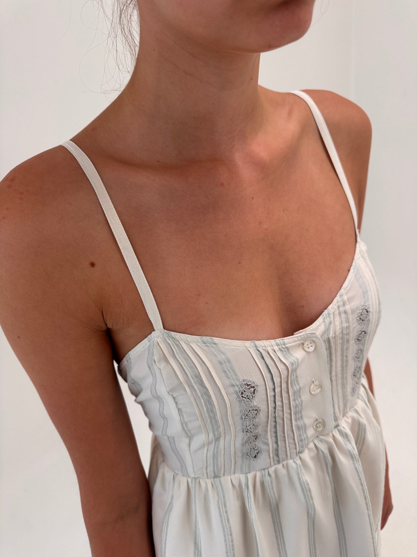 Rochie vintage italiană în stil Prada din mătase naturală cu broderie manuală