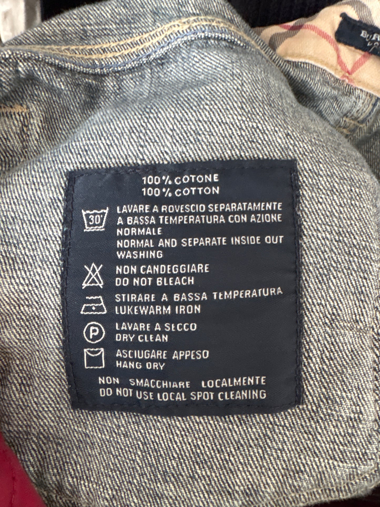 Jeans Burberry tall in croi clasic și classic wash