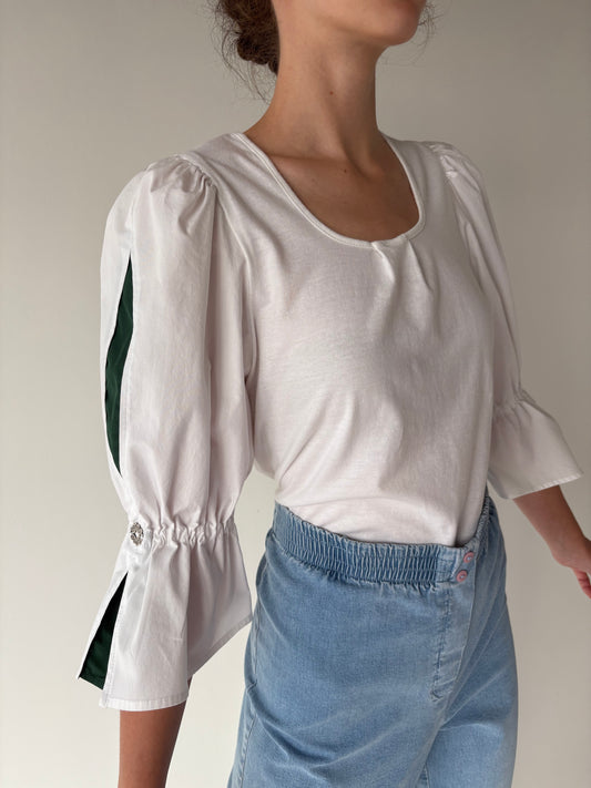 Top vintage din bumbac premium cu mânecuțe ușor bufante