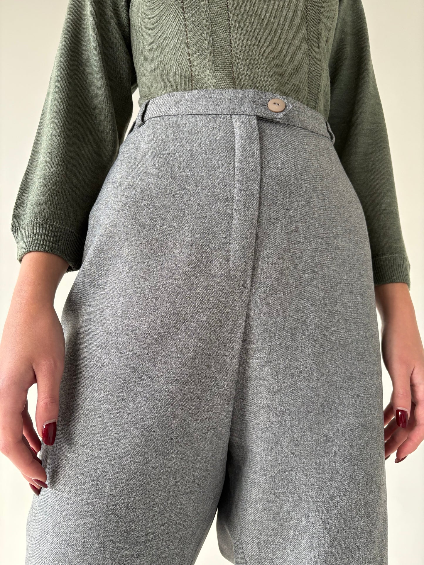 Pantaloni petite din stofa extrafina cu talie ultra înaltă