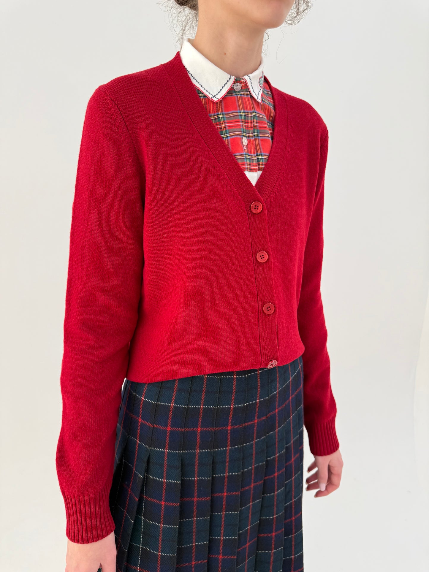 Cardigan cherry red de gramaj mare din lana merino extrafina certificată