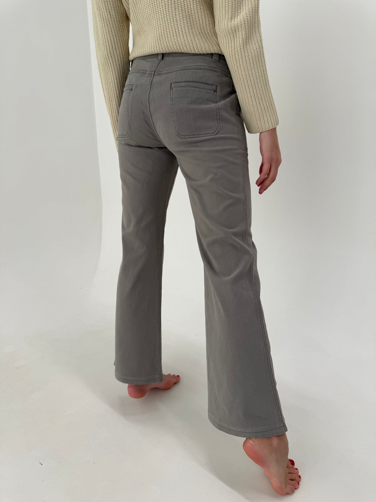 Pantaloni Max Mara bootcut light taupe din bumbac gros modelator