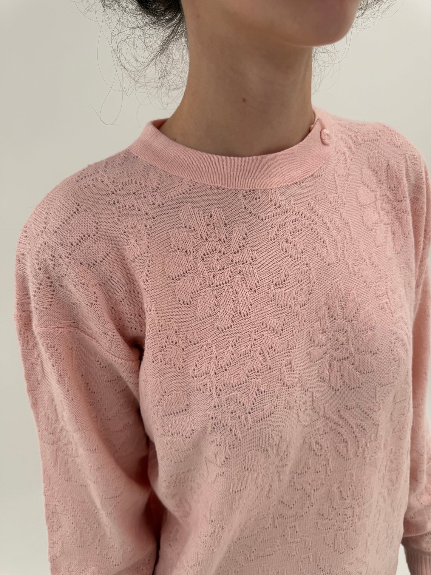Pulover vinatge dantelat roz pudrat din lana extrafina