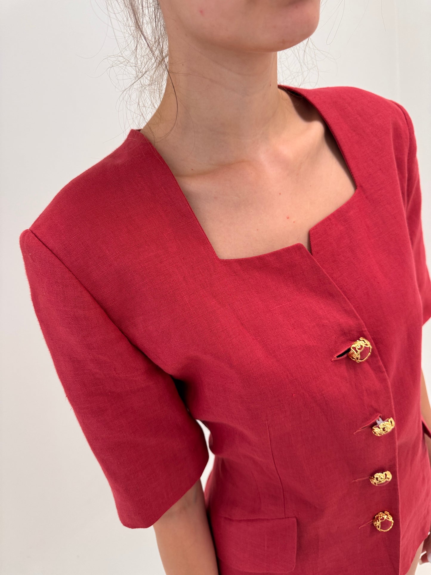 Sacou tip corsaj italian excepțional cranberry red cu nasturi bijuterie