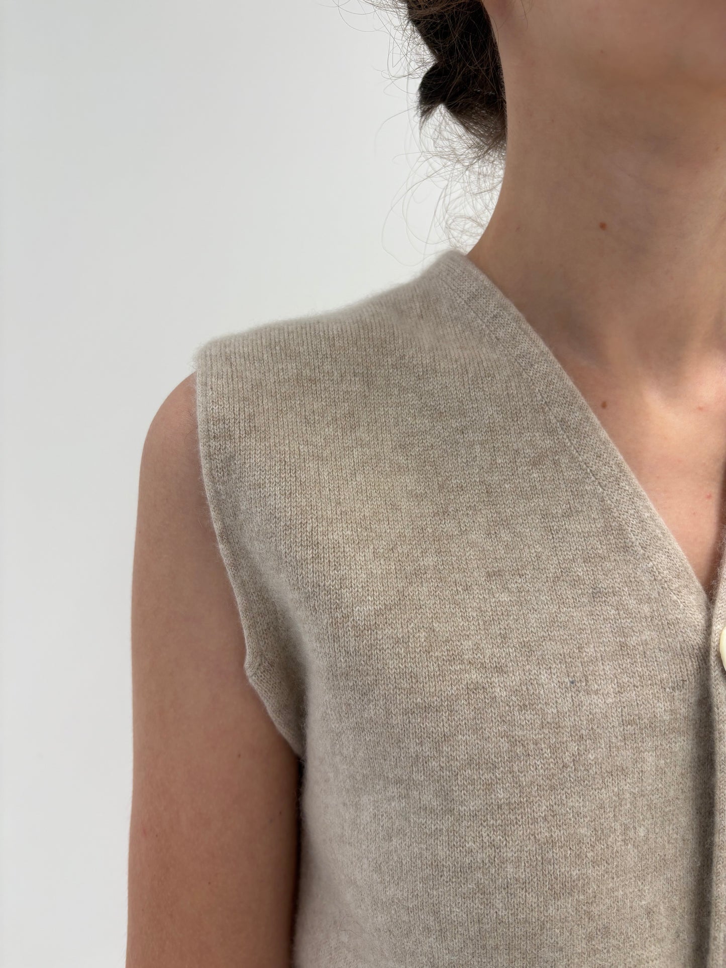 Top / vesta nude din cașmir luxury italian multiply