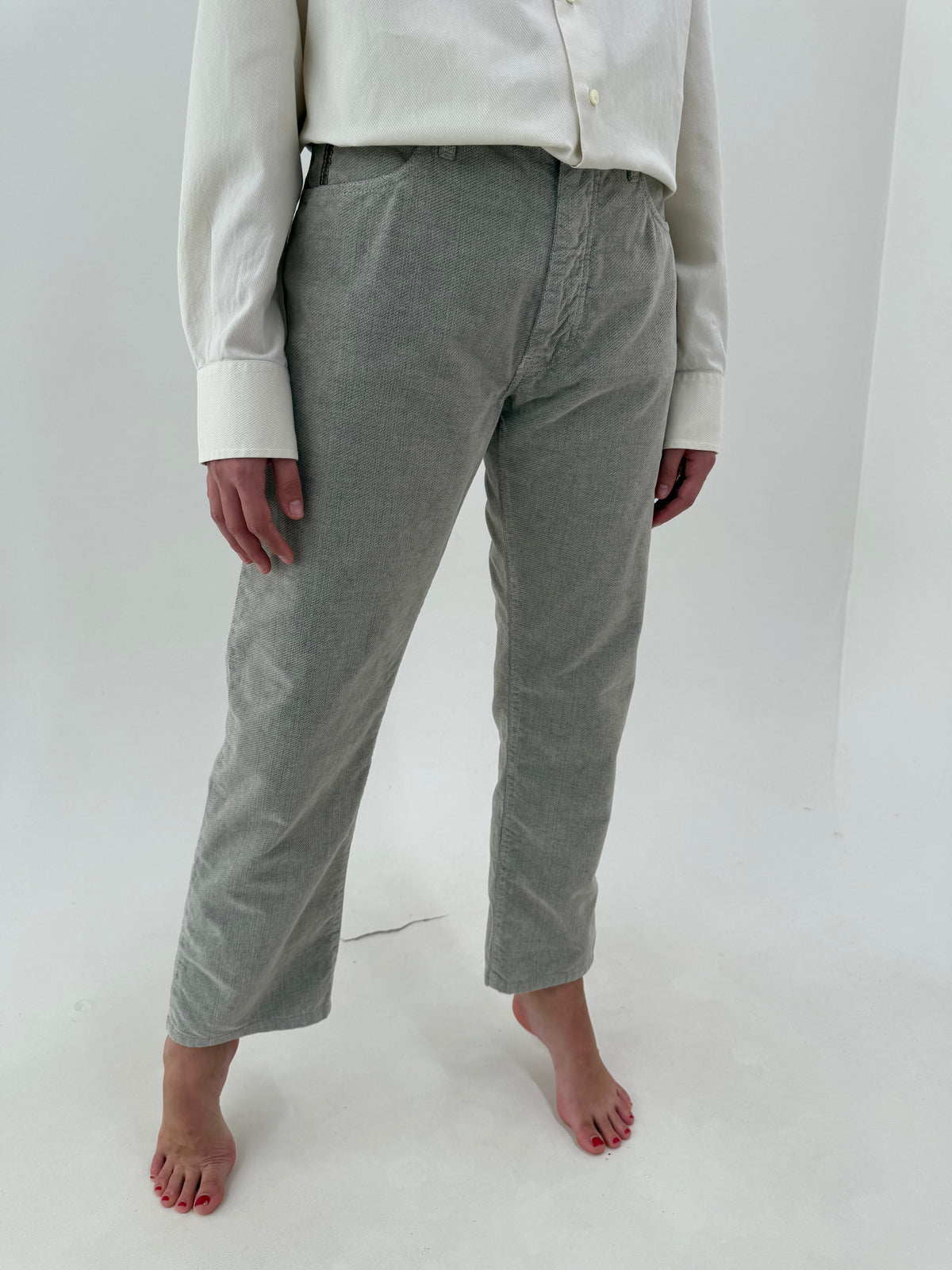 Pantaloni Armani straight leg din catifea de bumbac cu pense