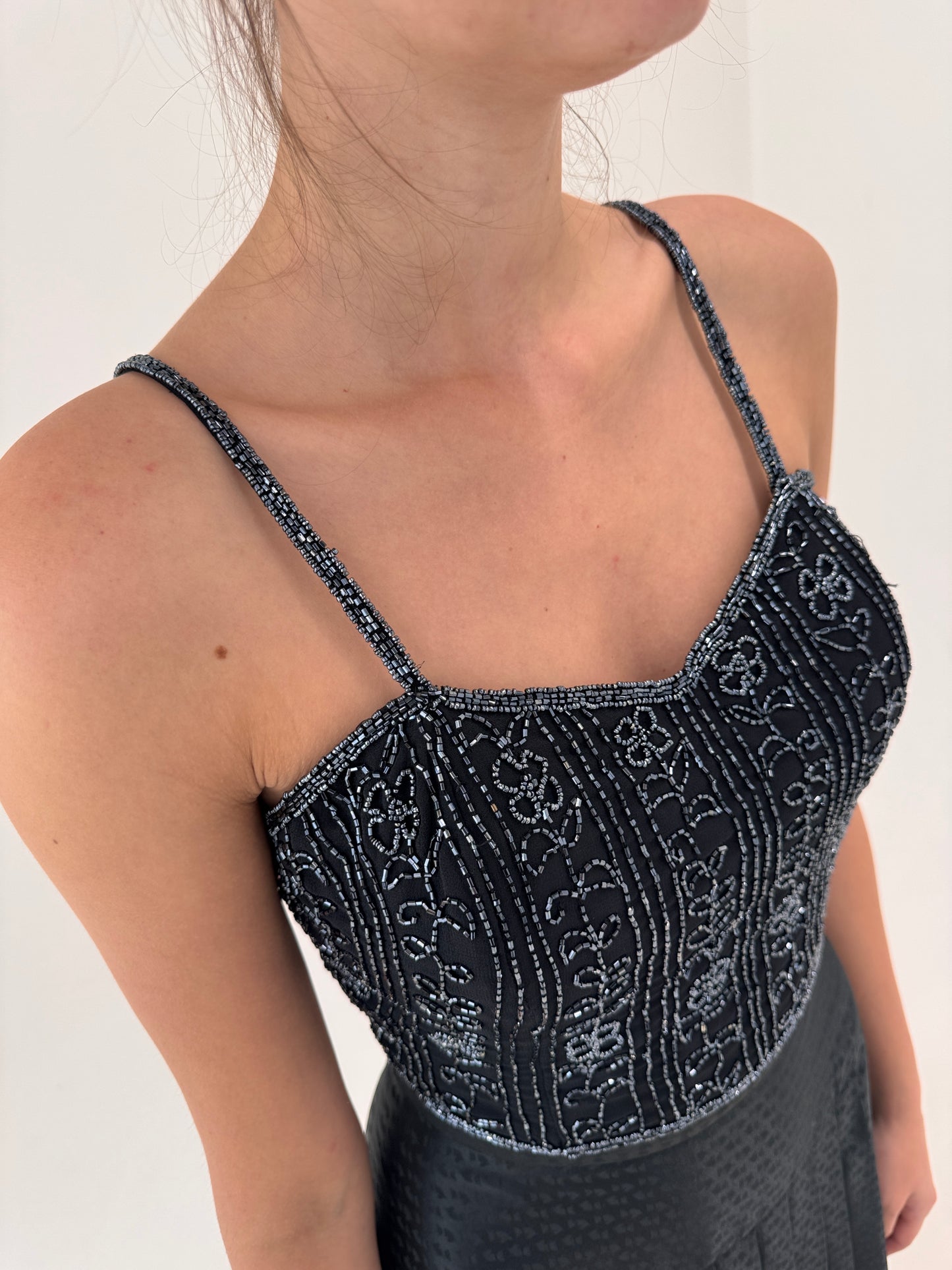 Corset vintage negru bijuterie cu aplicații manuale și cupe interioare