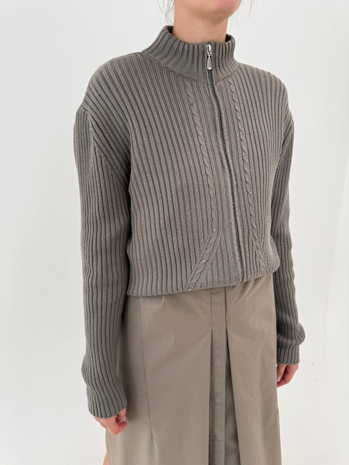 Cardigan full zip ribbed light taupe din lana merino extrafina plină