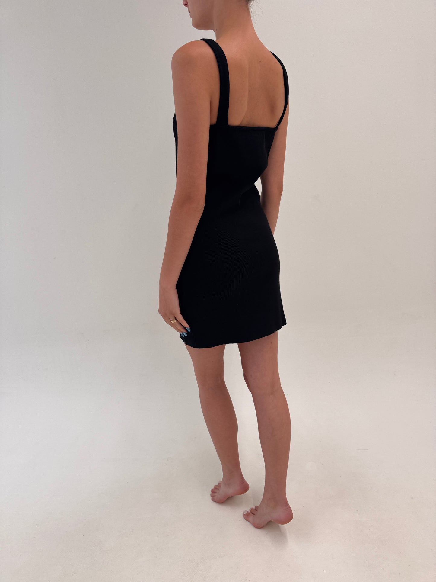 Rochie neagră Balmain cu feroniere aurie din bumbac modelator ultra confort