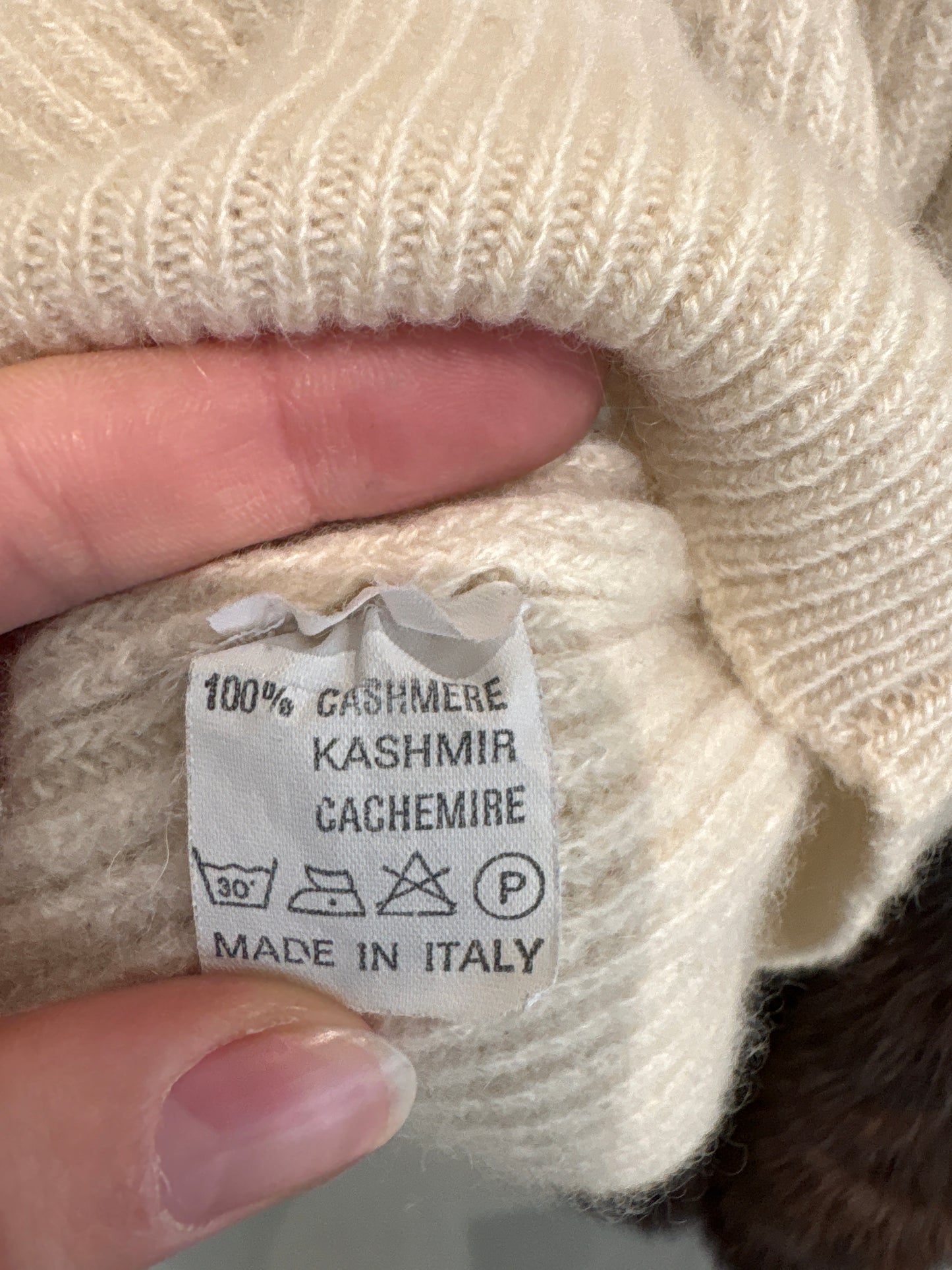 Pulover din cașmir high end italian multiply cu grad redus de peeling din fir lung