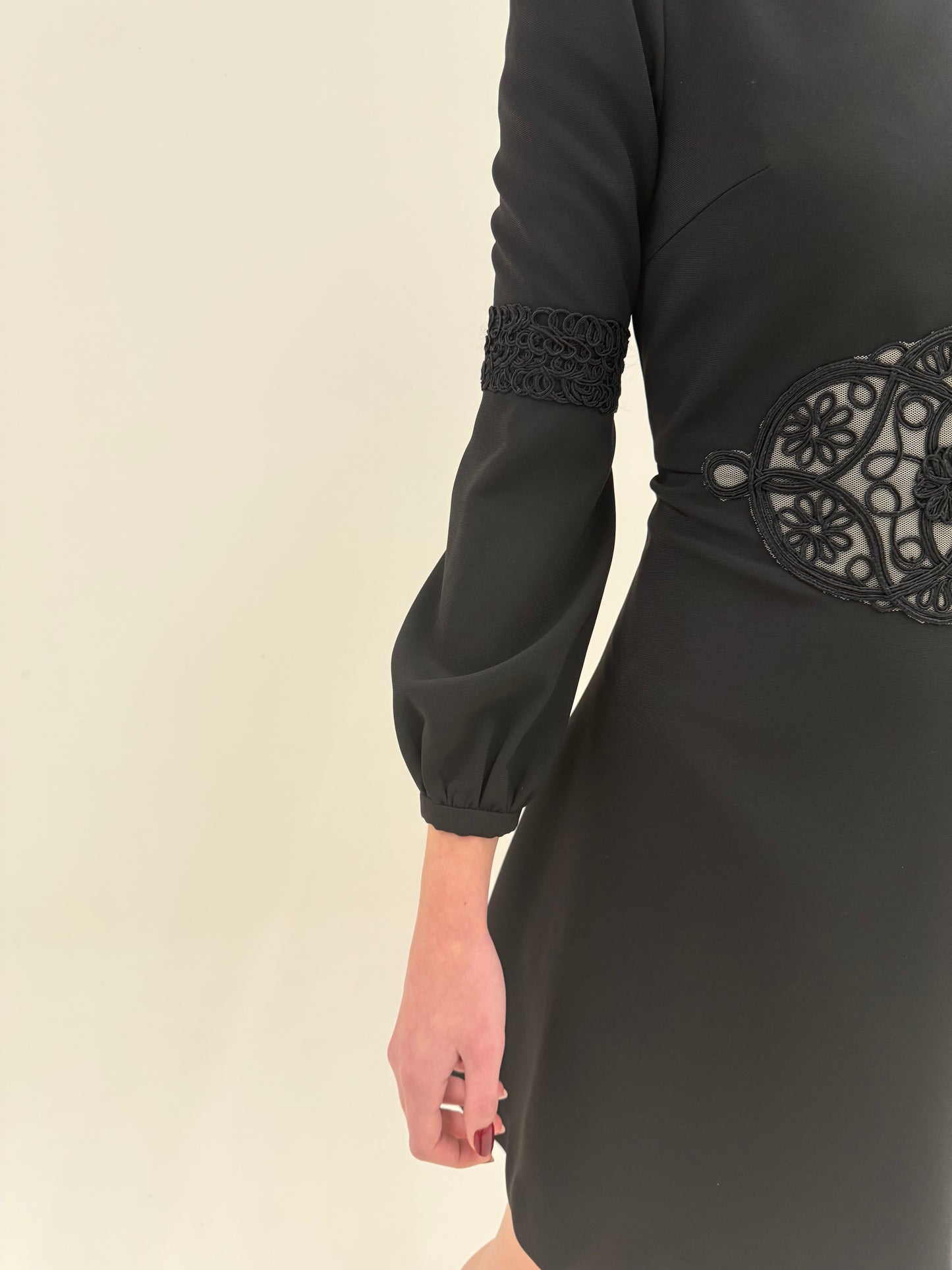 LBD Valentino NOUĂ cu eticheta din Georgette cu talie decorată