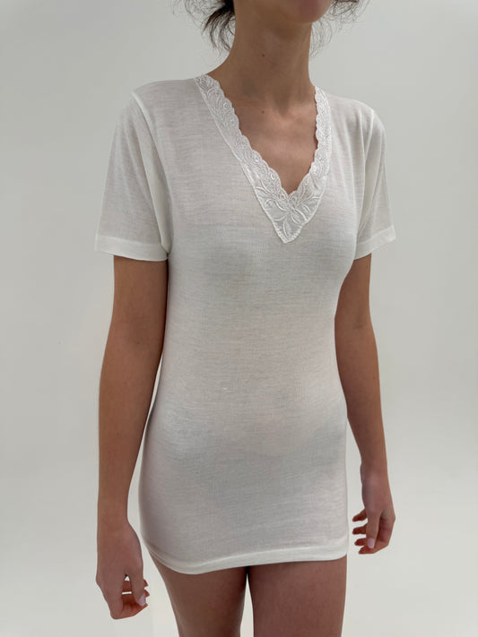 Top nou italian din lana extrafina irestringibila