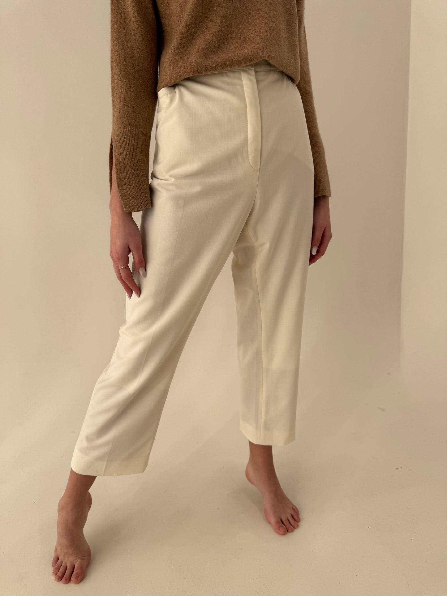 Pantaloni butter white cu talie înaltă din lanita foarte subțire de primăvară