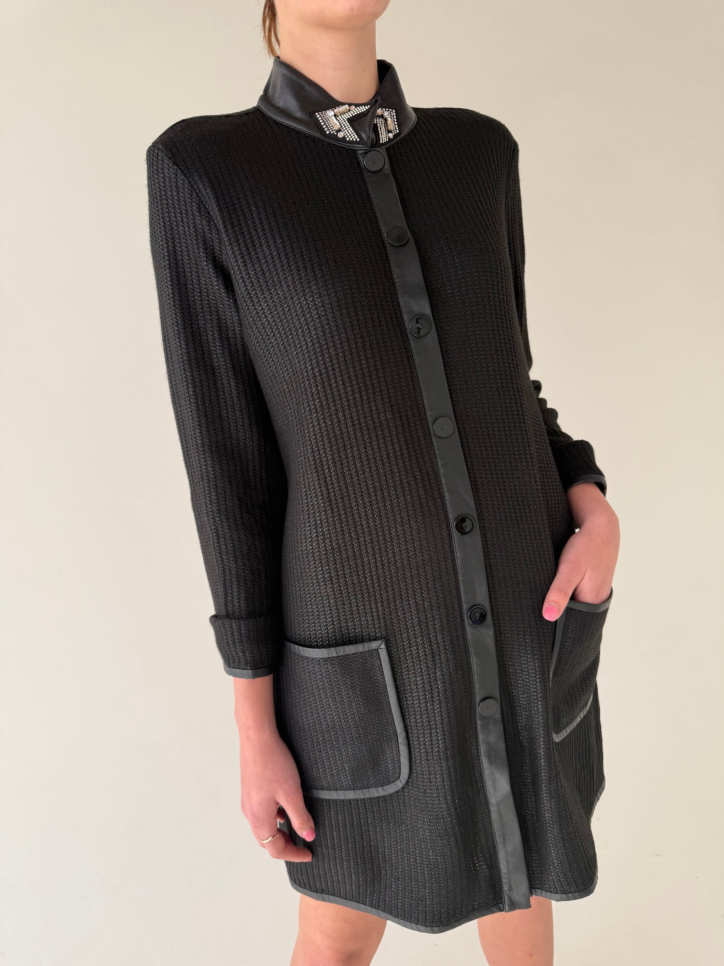 Pardesiu vintage luxury Rocco Barocco de primăvară cu aplicații argintii