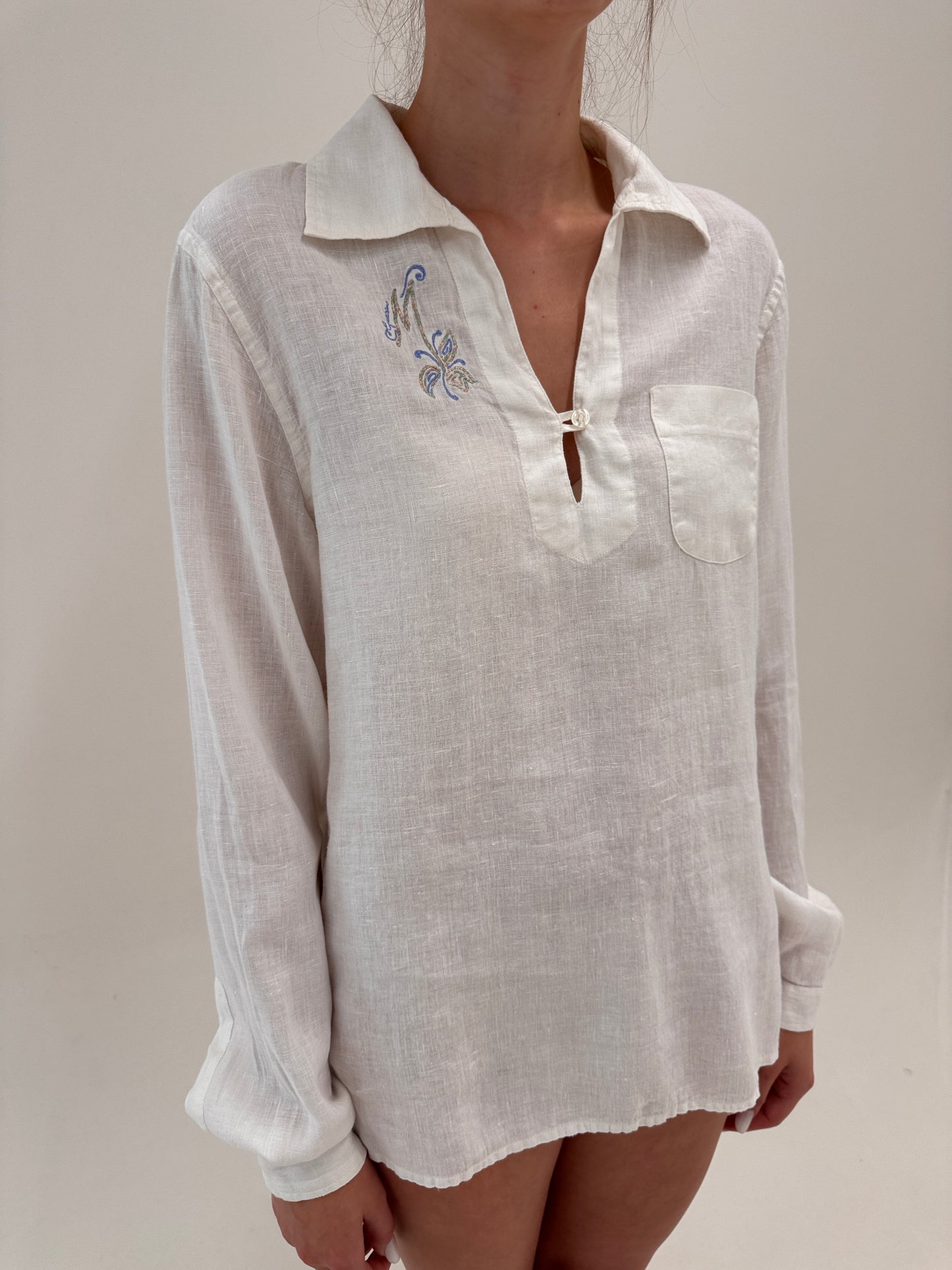 Tunica de brand premium Marciano by Guess cu broderie delicată din in excepțional
